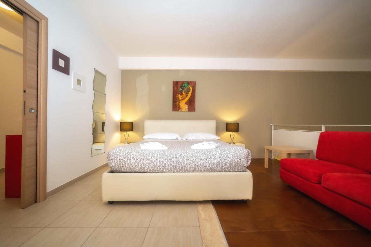 Il Cortile Delle Esperidi Apartment Лече Екстериор снимка