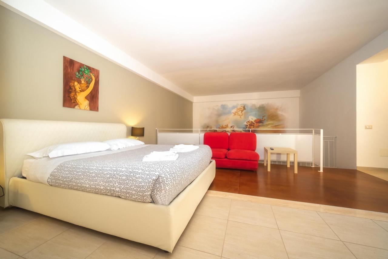Il Cortile Delle Esperidi Apartment Лече Екстериор снимка