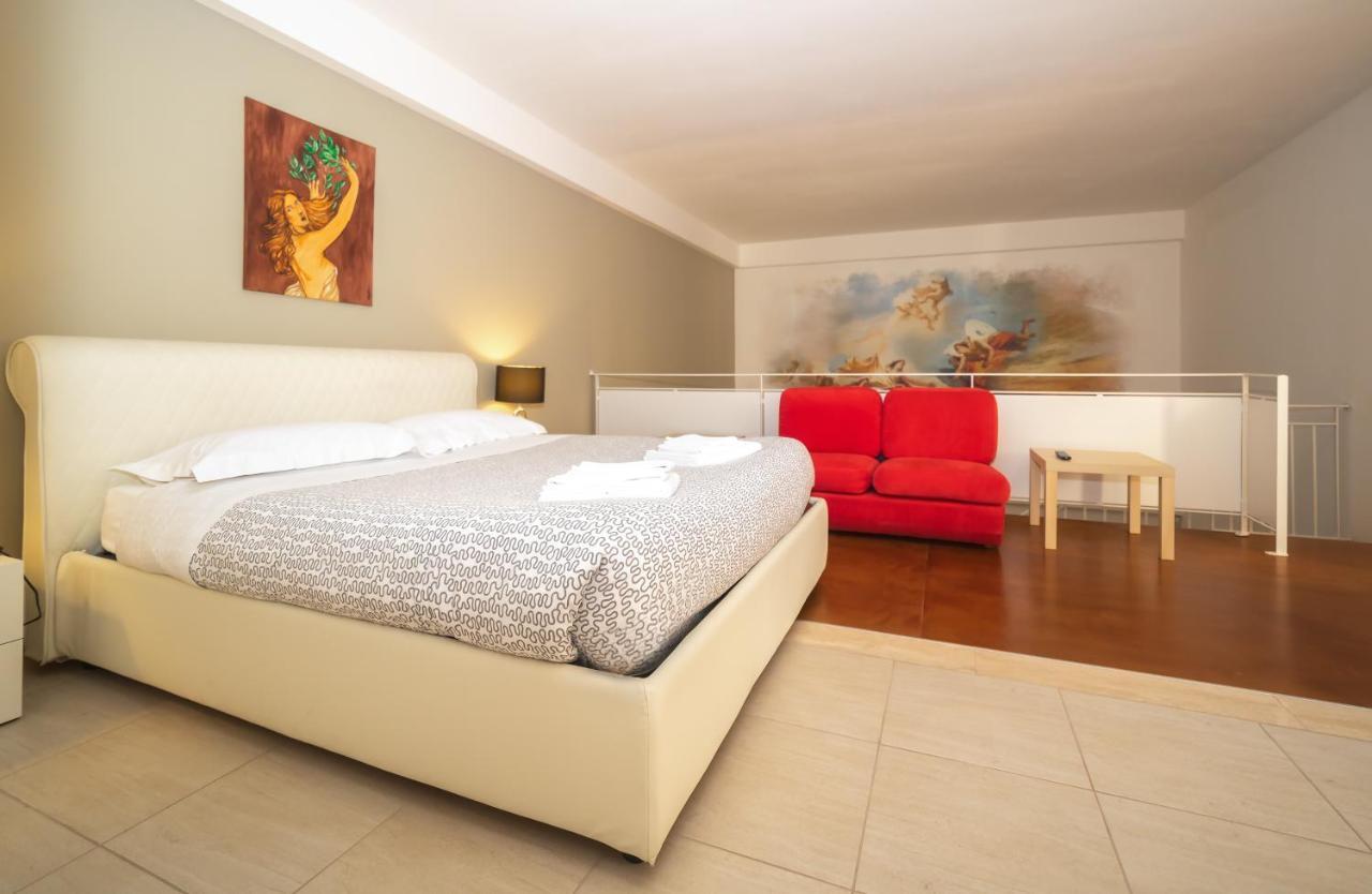 Il Cortile Delle Esperidi Apartment Лече Екстериор снимка