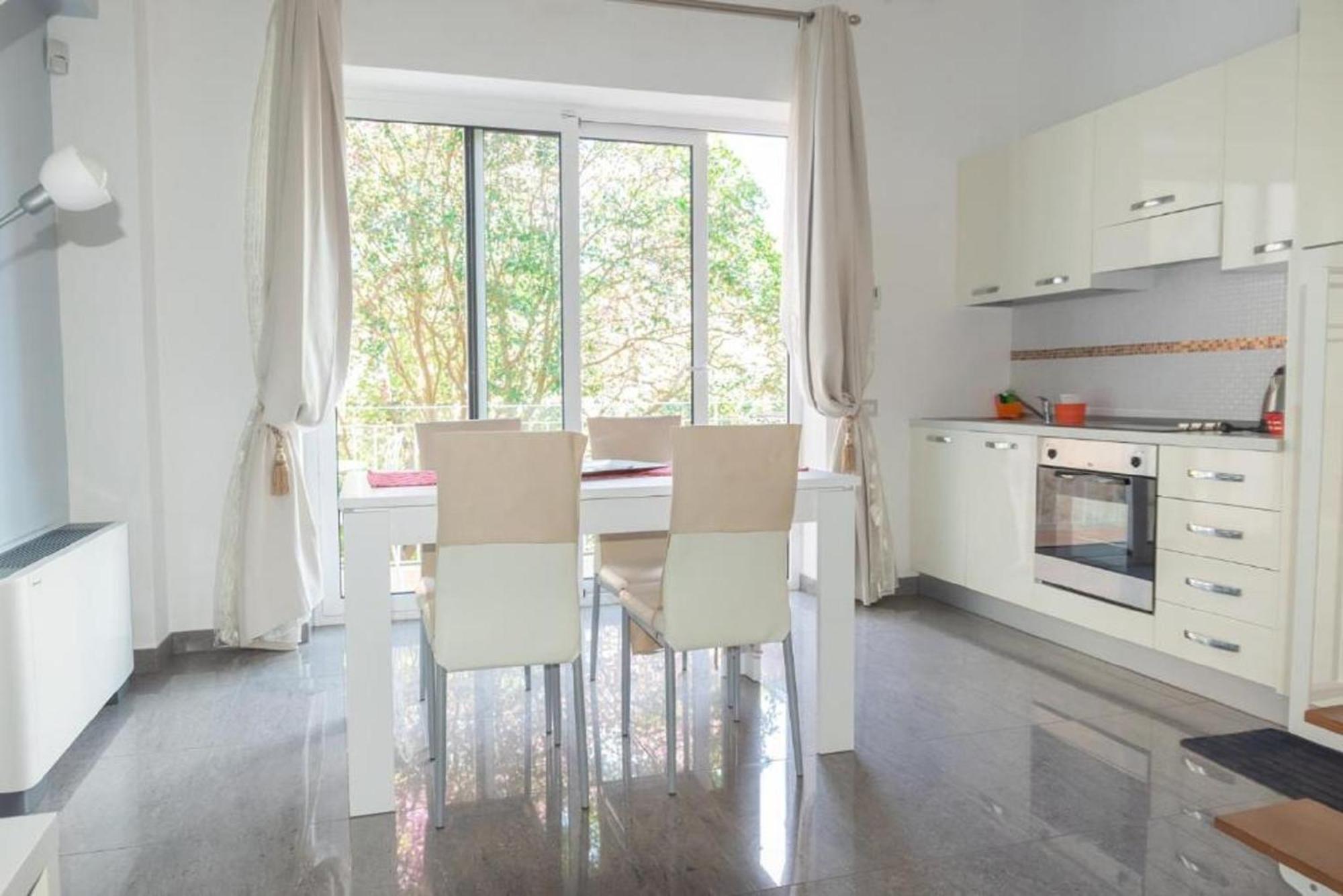 Il Cortile Delle Esperidi Apartment Лече Екстериор снимка