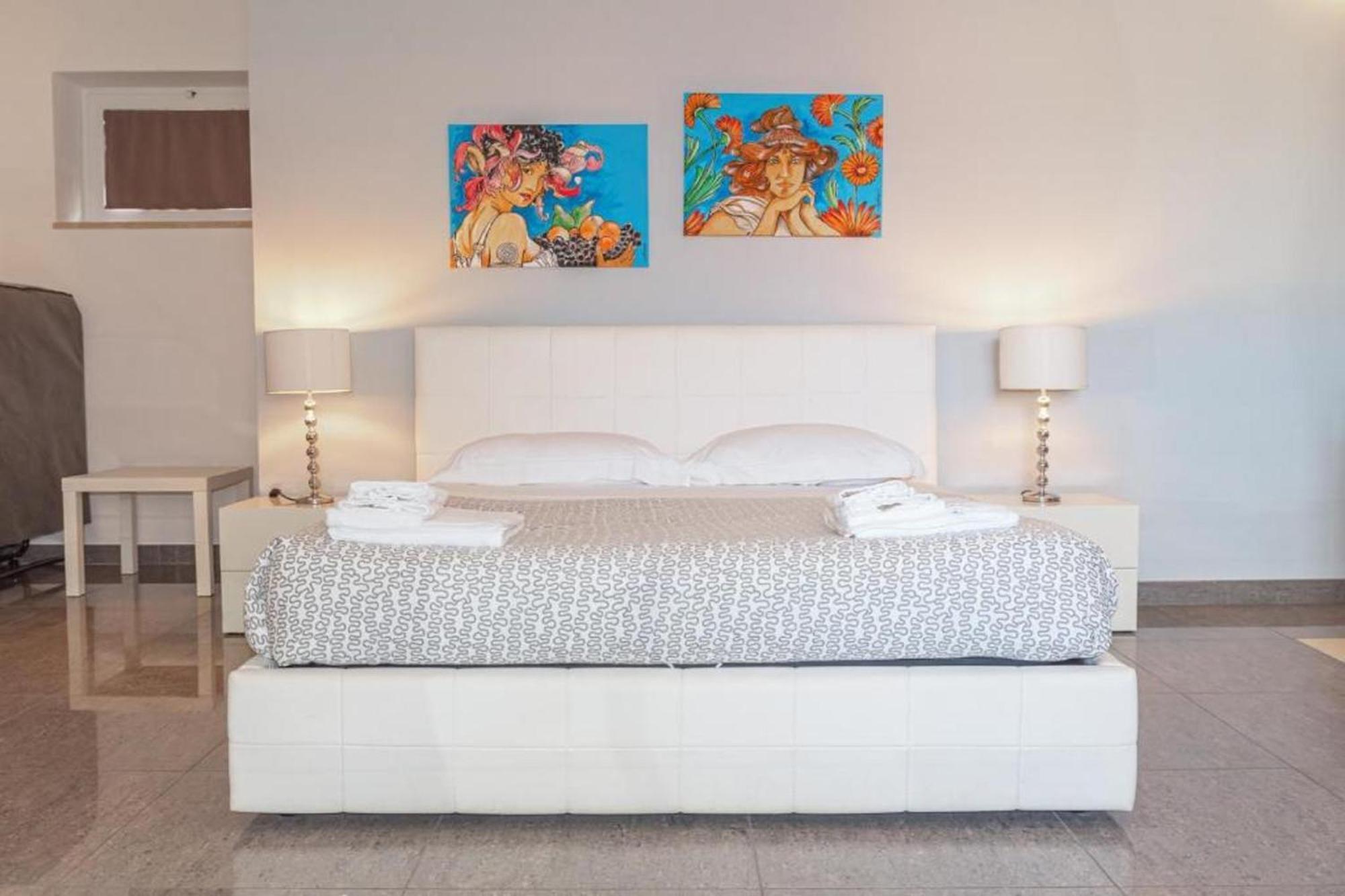 Il Cortile Delle Esperidi Apartment Лече Екстериор снимка